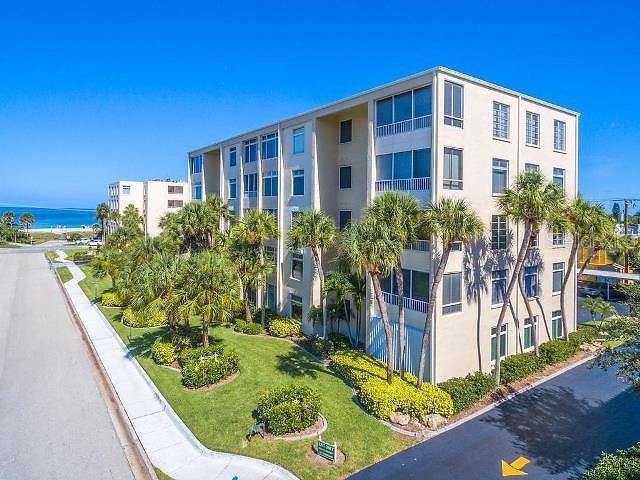 Building Photo - 716 Granada Ave Unit 302