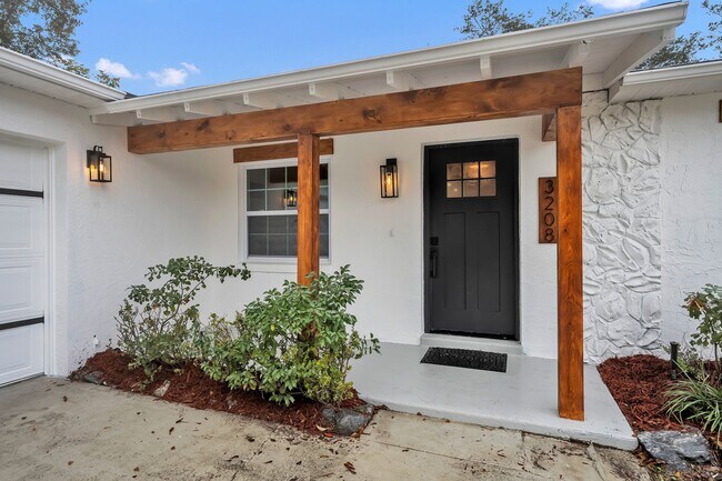 Photo - 3208 Socorro Ave