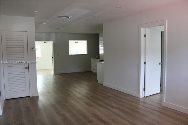 Photo - 3825 SW 88th Ct Unit 3825