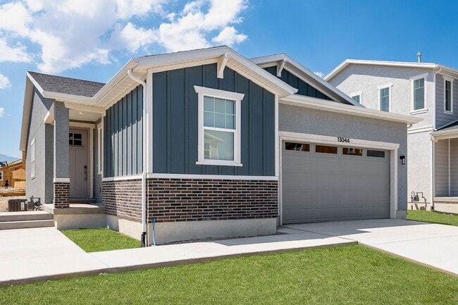 Building Photo - Viviano at Riverton Rental
