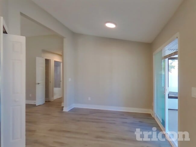 Photo - 1379 High Plains Dr W
