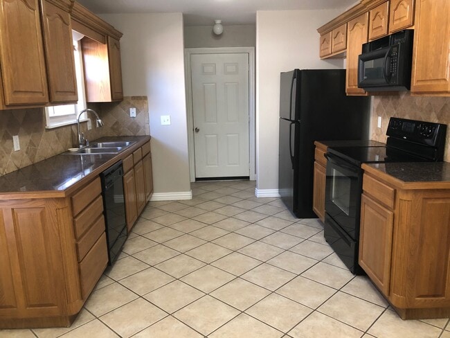 Photo - 6188 W Milliken Bnd Unidad One level Patio Home