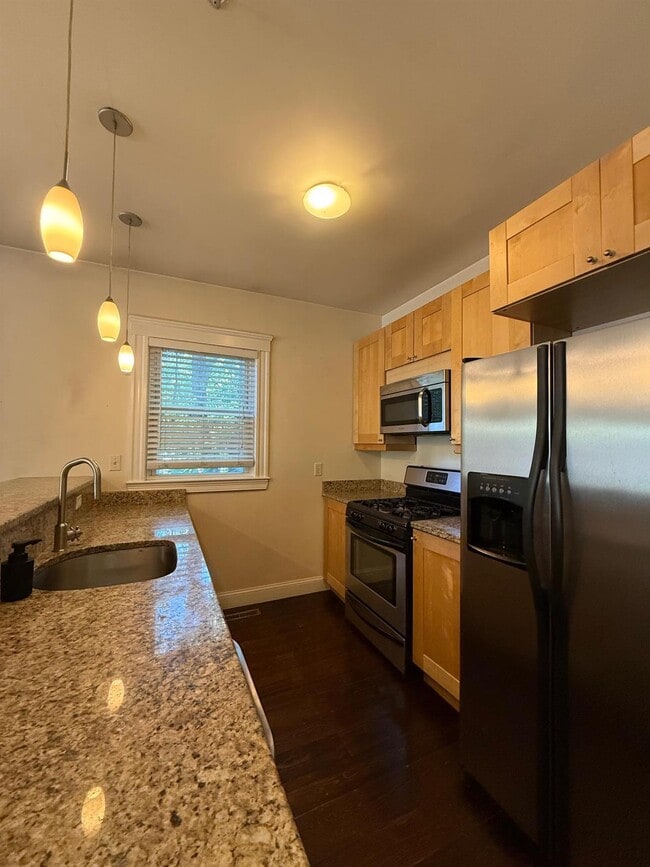 Photo - 6 Giles Park Unit 1