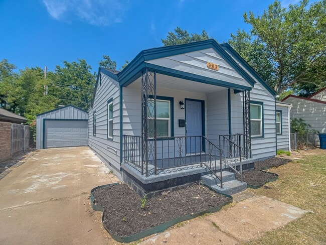 Building Photo - Phenomenally Beautiful FOUR bedroom TWO bath, Newly Remodeled Home! AVAILABLE RENT TO OWN!!