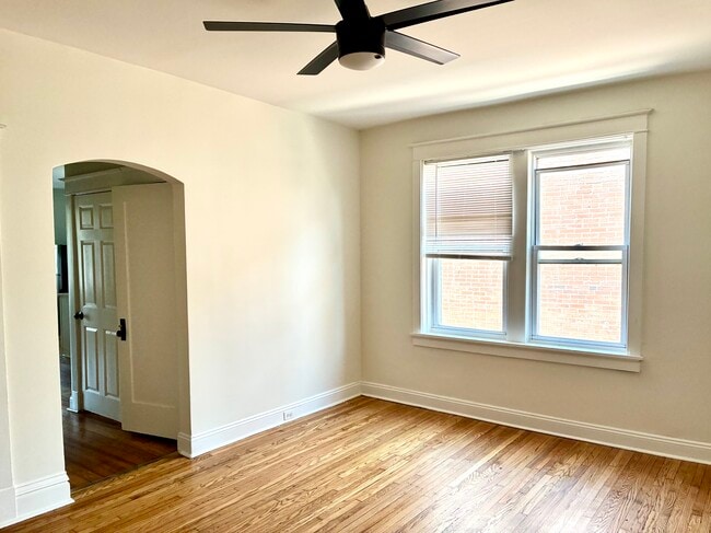 Photo - 3421 Michigan Ave Unidad 2F