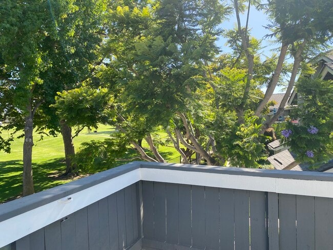 Photo - 18252 Parkview Ln Unit 205
