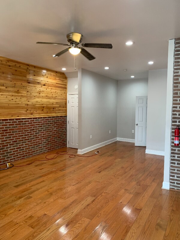 Photo - 2743 Kensington Ave