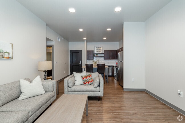 1BR, 1BA - 686SF - Living Room - Skylofts at the Heritage