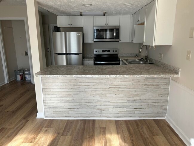 Photo - 800 Deer Creek Rd