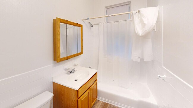 Photo - 48 Lancaster Ter Unit #107