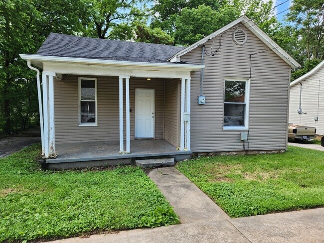 Photo - Spacious 2-Bedroom, 1-Bathroom Home AVAILABLE NOW!!