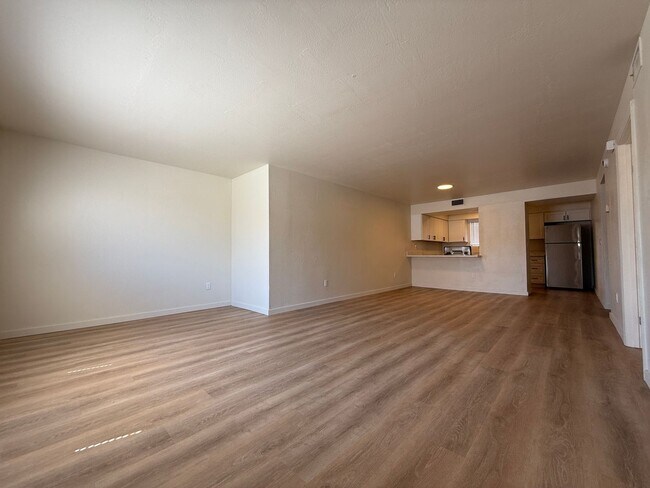 Photo - Lindsay and McKellips. Remodeled 2 bed, 2b... Unidad 1
