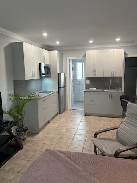 Building Photo - 4201 Bougainvilla Dr