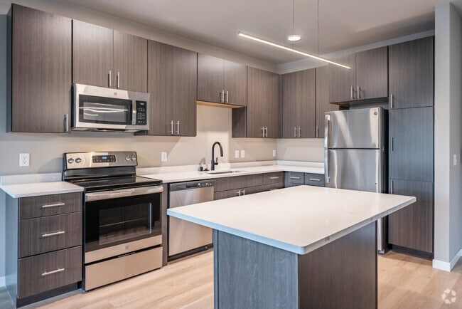 1BR, 1BA - 815SF - Kitchen