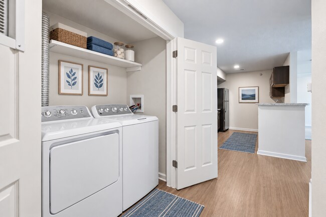 Cottonwood Creek Apartments