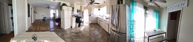 Photo - 1454 139th St