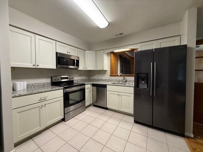 Photo - 733 Mayfield Ave