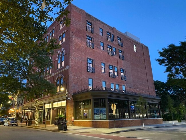 Photo - 83 Hanover St Unit 501