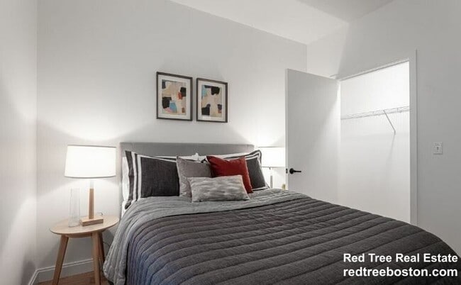 83 Gardner St Unit 100