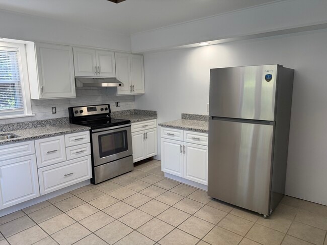 Photo - 1018 New Holland Rd Unit First Floor