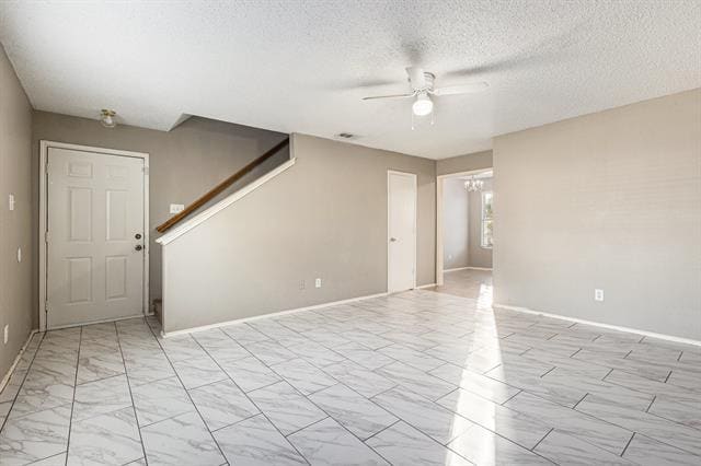 Photo - 2703 Clayton Oaks Dr