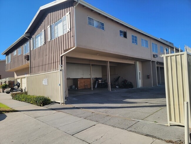 Photo - Colbath Manor