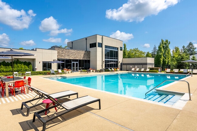 Photo - Residences at Arlington Heights Apartments