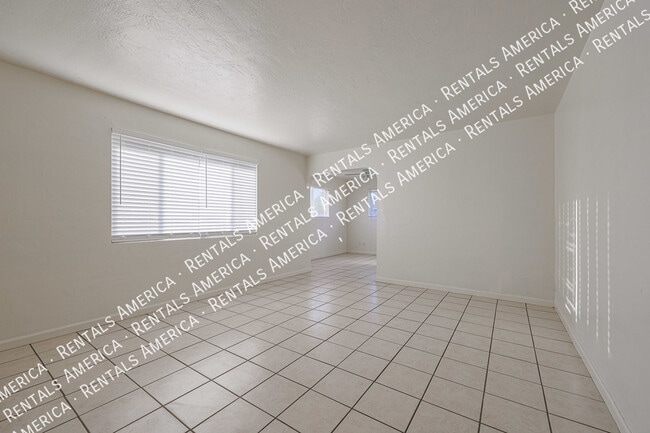 Photo - 8835 N 28th Ave