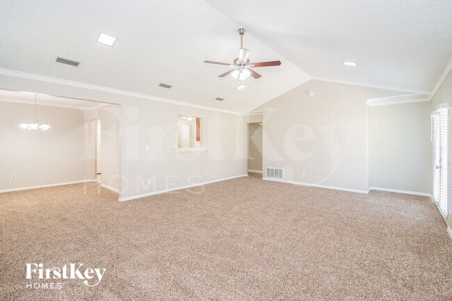 Photo - 1746 Cinnamon Dr