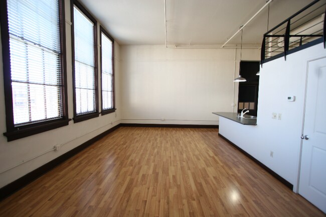 Photo - 301 Central Ave NE Ave Unit 301