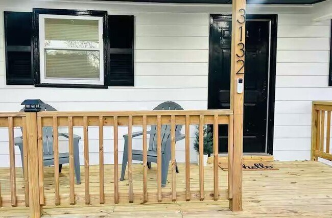 Photo - 3132 Forrest Hills Dr SW