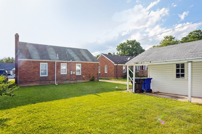 Photo - 9238 Artesian St
