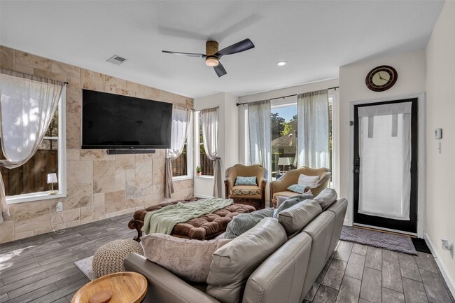 Photo - 55 S Bethany Bend Cir