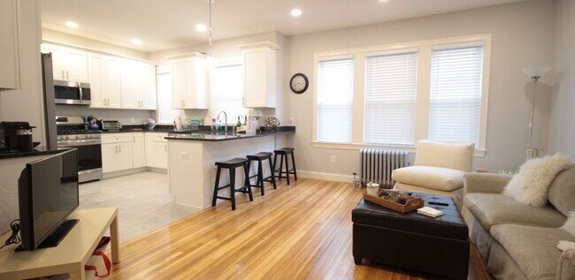 Photo - 91 Verndale St Unit 2
