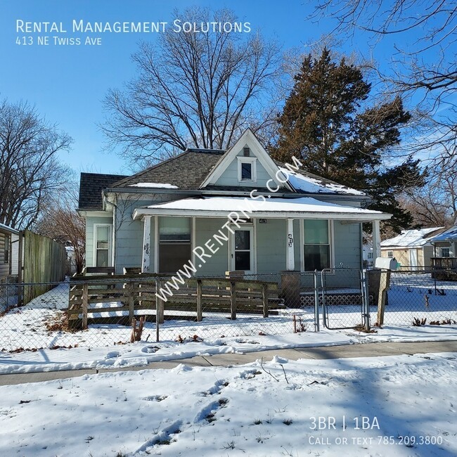 Building Photo - 413 NE Twiss Ave