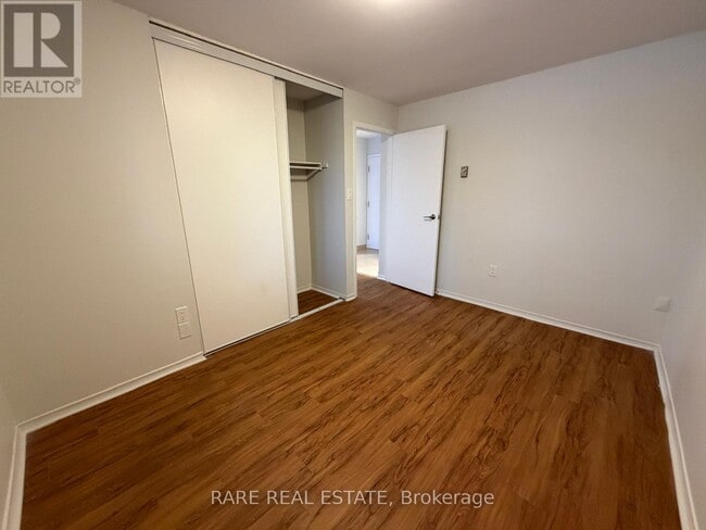 Photo - 35 Bredin Pkwy Unité 103