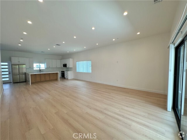 Building Photo - 15816 Kingsbury St Rental