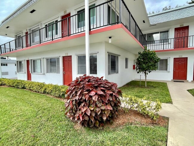 Photo - 3120 Cynthia Ln Unit 112