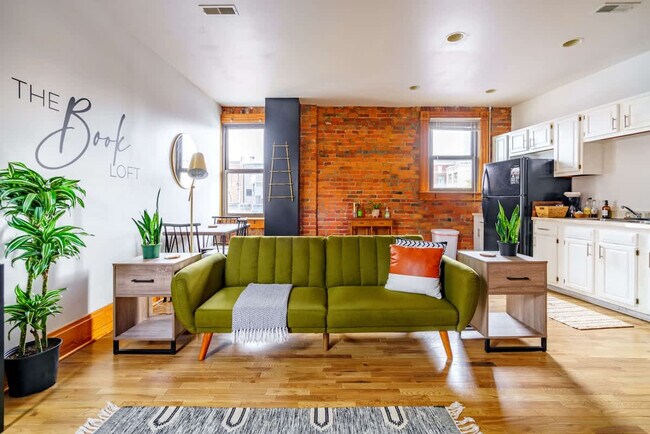 1180 N High St Unit SI ID1265610P