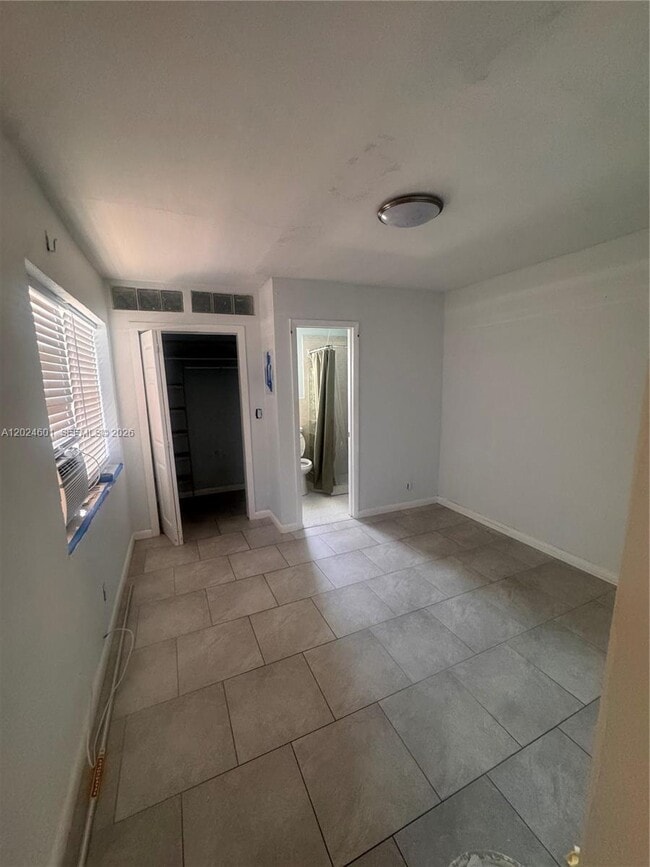 Photo - 2900 N Ocean Blvd Unidad 4