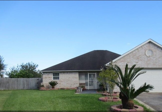 Building Photo - 9907 Golden Glen Dr