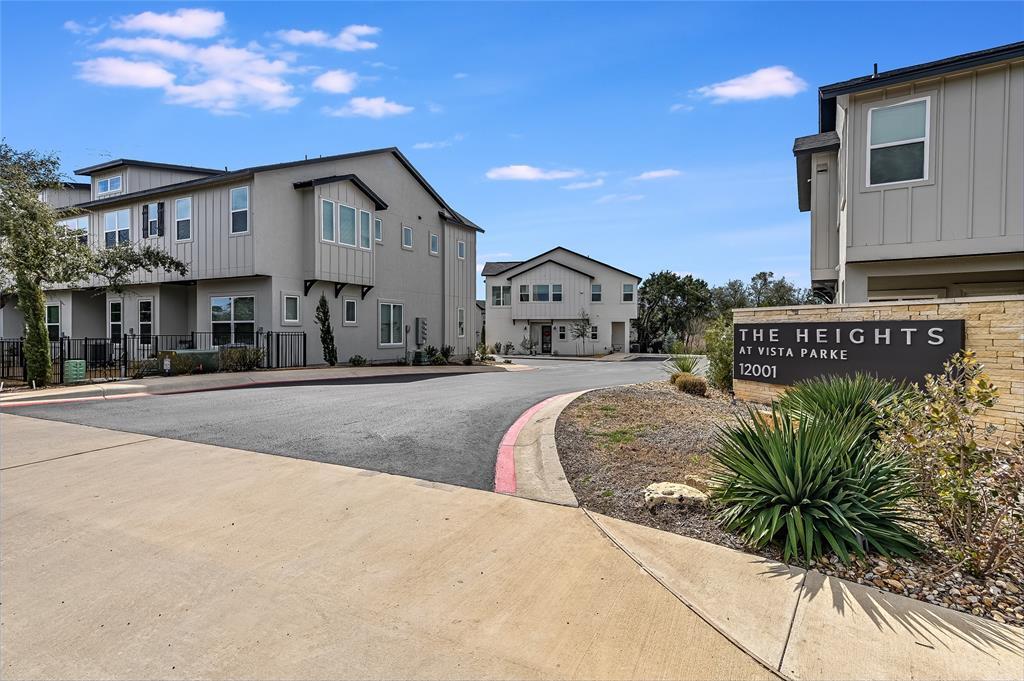Photo - 12001 Vista Parke Dr Condo Unit 104