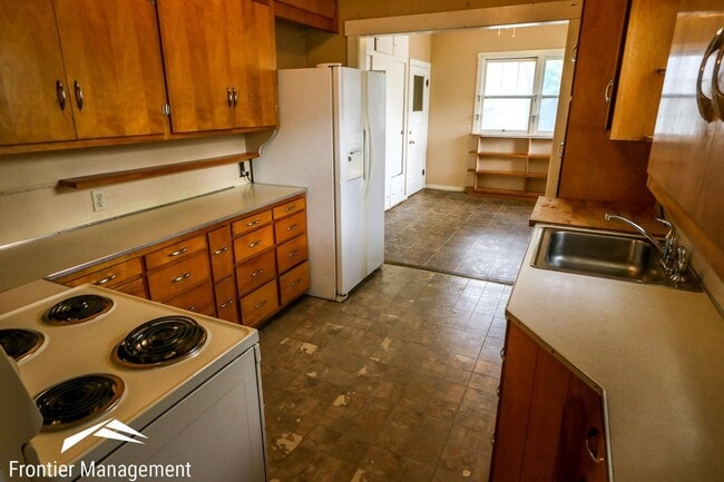 Photo - Beautiful Bungalow Located in Central Manh...