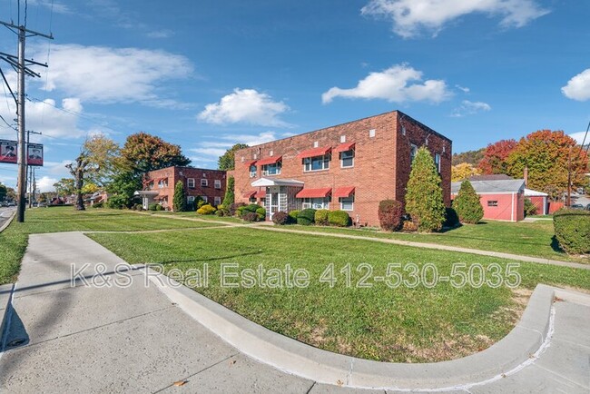 Photo - 1439 Lincoln Way Condominio