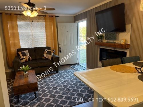 Building Photo - 5350 LaRoche-3 Unit 3