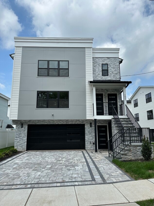 Photo - 1901 Bedle Pl (Linden, NJ)