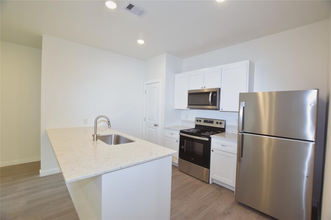 Photo - 1232 3rd Ave N