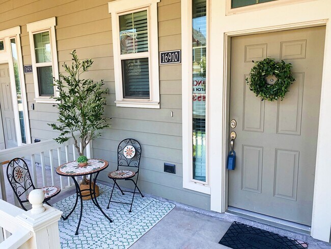 Photo - 16910 Canosa Dr