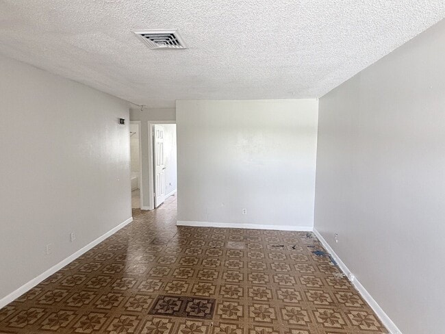 1100 70th St N Unit 2