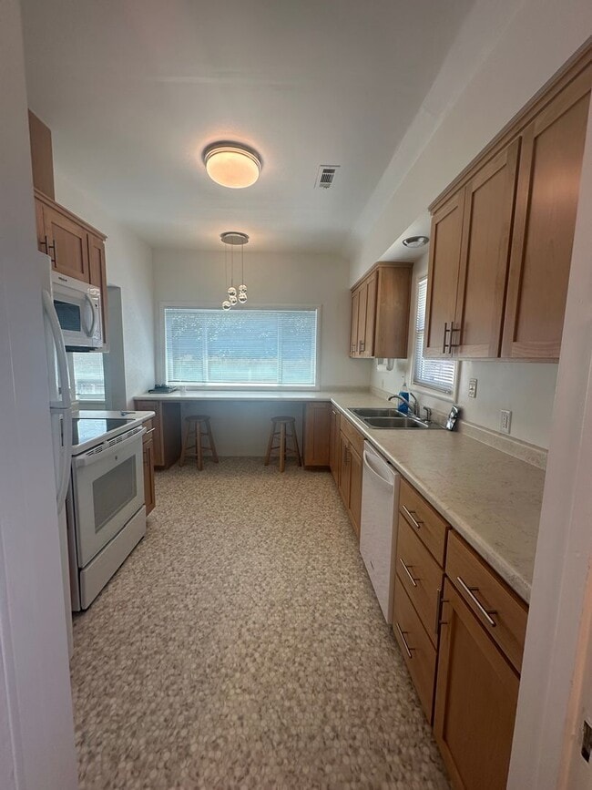 Photo - 1571.2n -155 &amp; 155.5 N. 3rd St. Unit 155